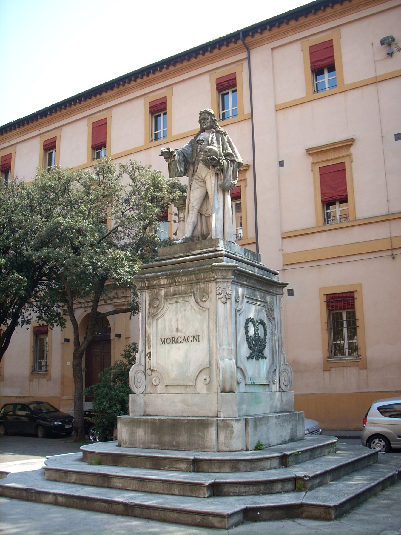 Giovan battista Morgagni's monument, Forlì - 1.JPG